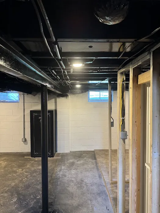 Alex Paints Picture 3