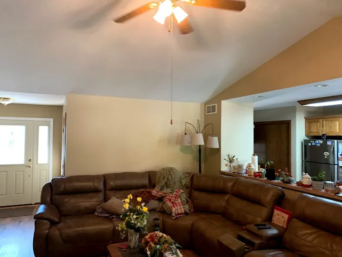 Custom Finish - Painting & Drywall Picture 5