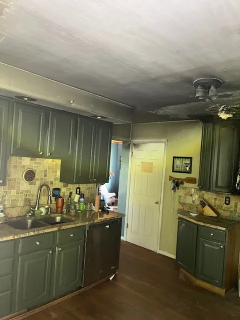 Dry Ally of Cincinnati Picture 2