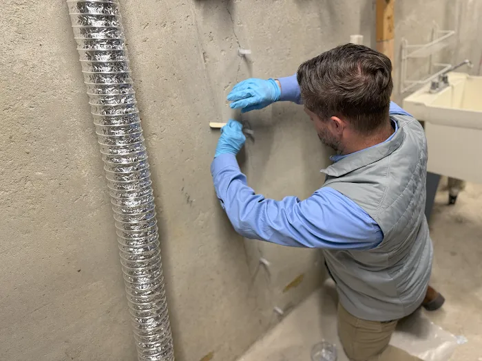 Dry Ally of Cincinnati Picture 10