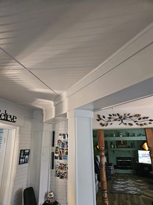 Hays + Sons Picture 3