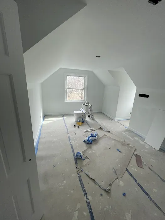 Hays + Sons Picture 4