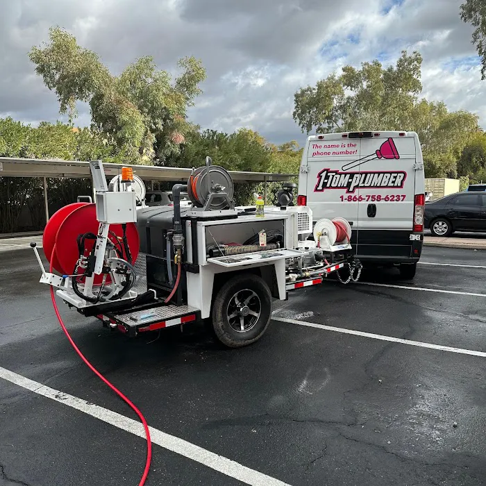 1-Tom-Plumber Picture 6