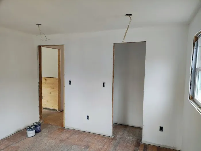 Monroe and More, LLC Picture 2