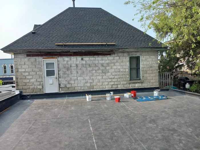 HIGH QUALITY CORP Picture 3