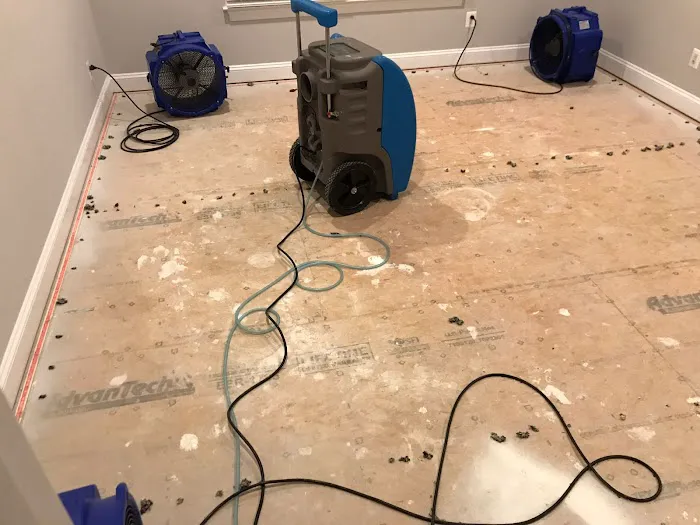 Water Damage Restoration | Ashburn, VA | FLOOD DOCTOR Picture 4