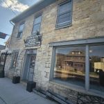 Lin's Touch of Elegance