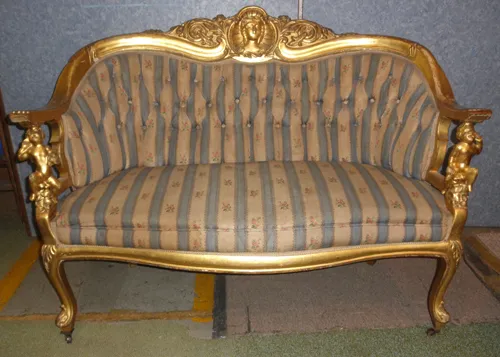 Lin's Touch of Elegance Picture 8