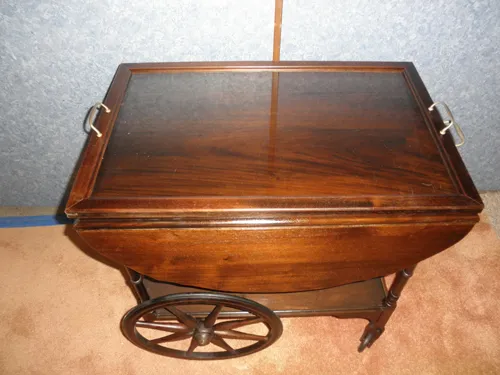 Lin's Touch of Elegance Picture 7