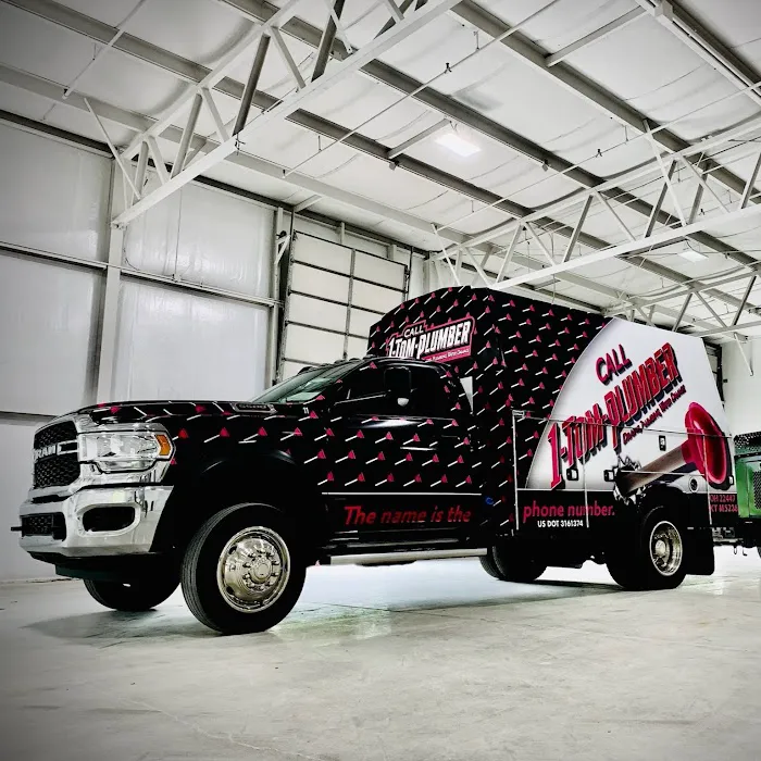 1-Tom-Plumber Picture 10