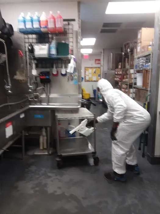 KLEEN N TEAM Picture 6