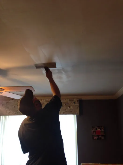 Hole in the Wall Repair Services Picture 7