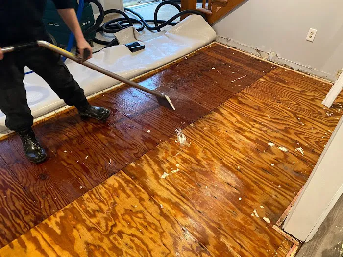 Integra-Clean & Dry Picture 6