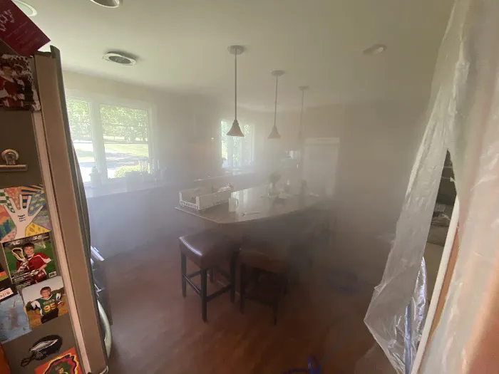 Pure Care Maintenance: Mold Removal Picture 2