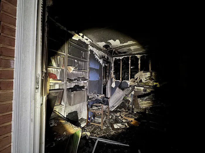 911 Boardup Restoration Company Picture 9