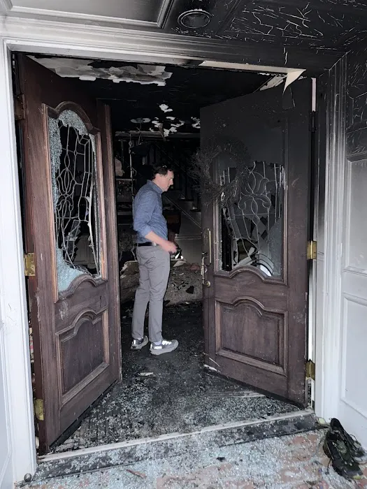 911 Boardup Restoration Company Picture 6