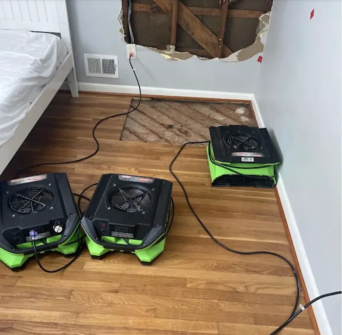 Urgent Water Picture 9