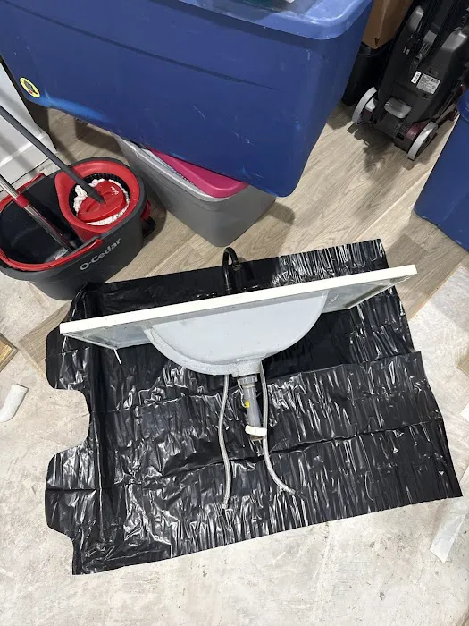 Red Dog Restoration Picture 7