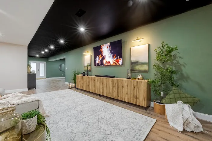 Lotus Restore + Remodel Picture 2