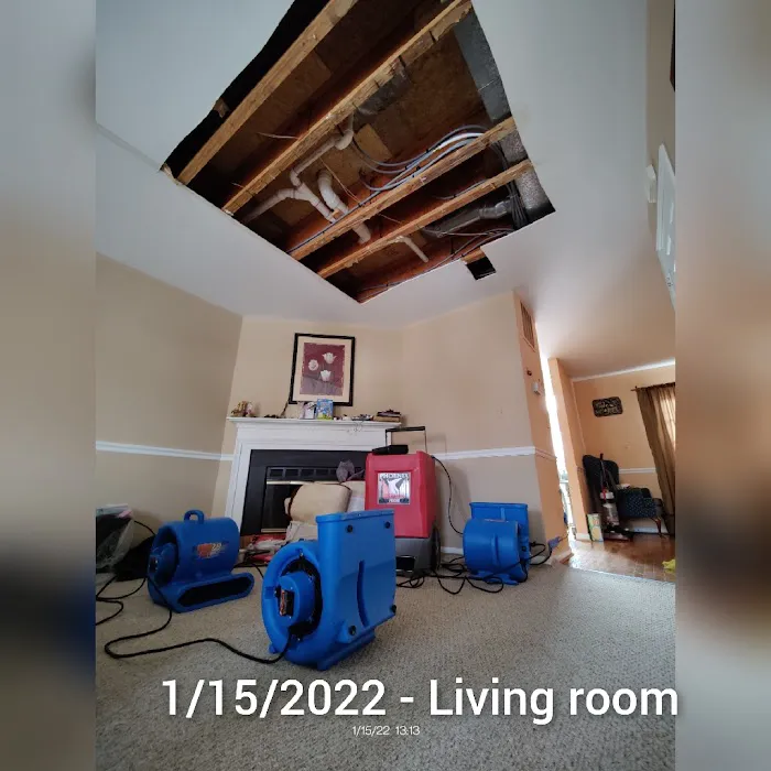 Voda Cleaning & Restoration Picture 5