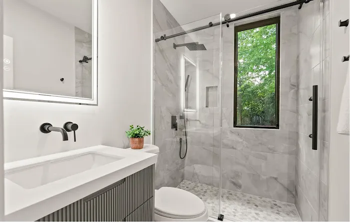 AZ HOME IMPROVEMENT LLC Picture 9