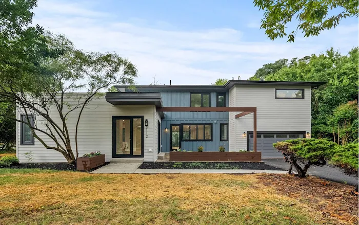 AZ HOME IMPROVEMENT LLC Picture 8