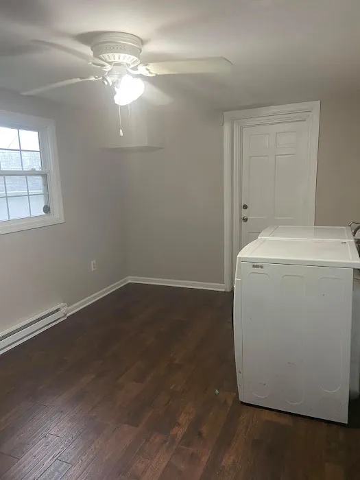 Mold Abatement Contractors Picture 1