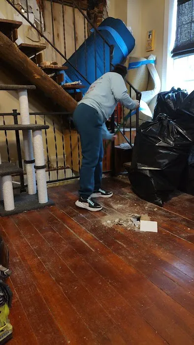 Doyle Adjustment Group Picture 1