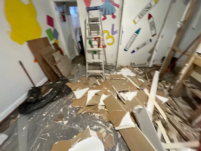 Doyle Adjustment Group Picture 4