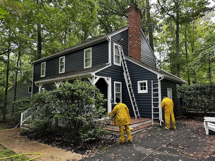 EVEREST’S PAINTING & SONS LLC Picture 5