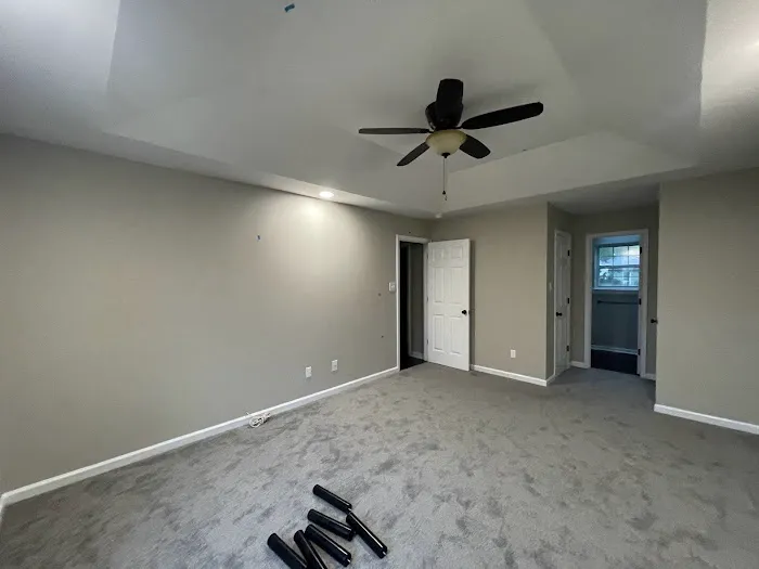 EVEREST’S PAINTING & SONS LLC Picture 4