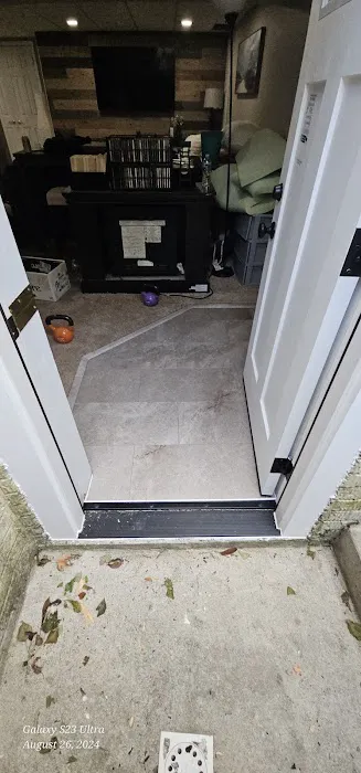 Aces N Jacks Picture 3