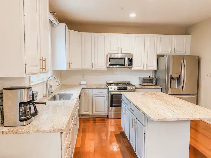 Colorful Remedies LLC Picture 1