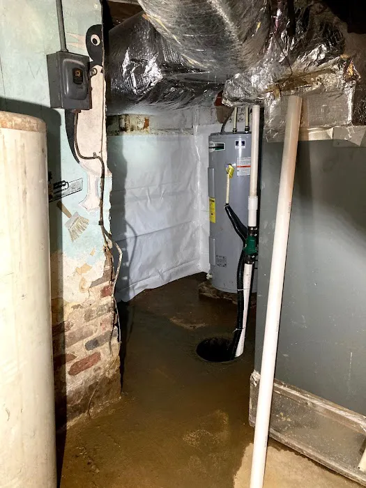 Crawlspace Medic of Richmond Picture 4