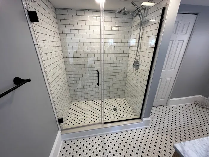 ECM CARPENTRY Kitchen and Bathroom Picture 2