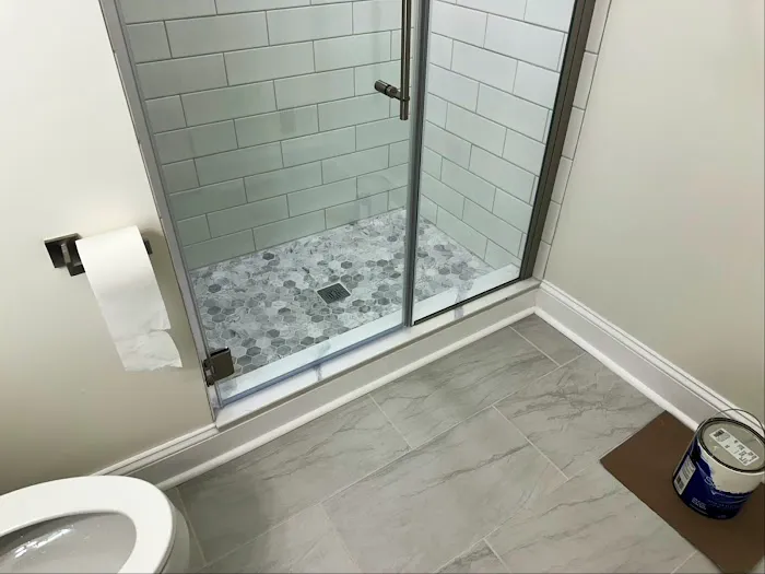 ECM CARPENTRY Kitchen and Bathroom Picture 9