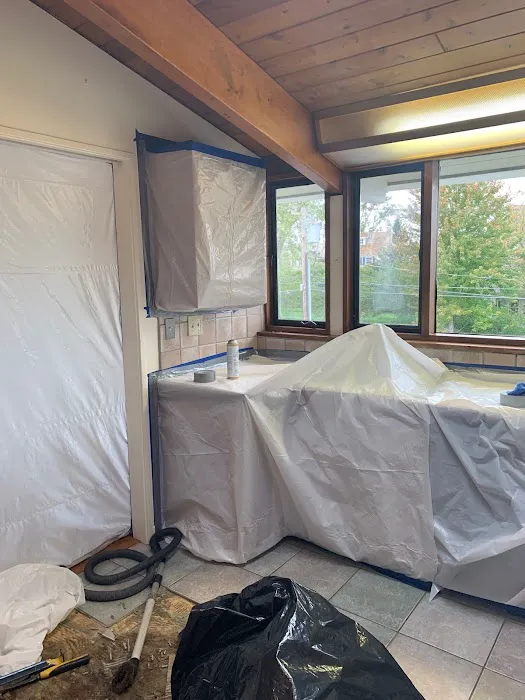 United Restoration Services Inc. Picture 7