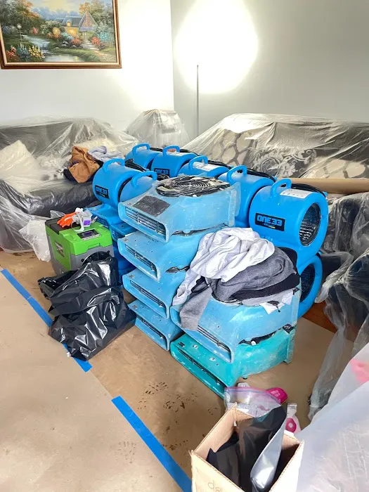 Seven Wonders Picture 9