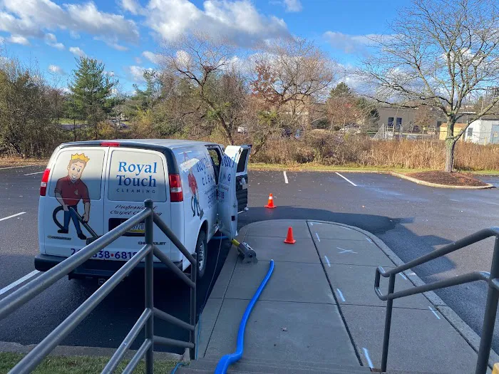 Royal Touch Cleaning Picture 5