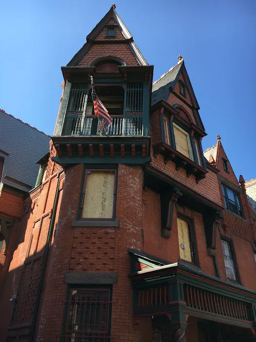 Doozer Construction Picture 4