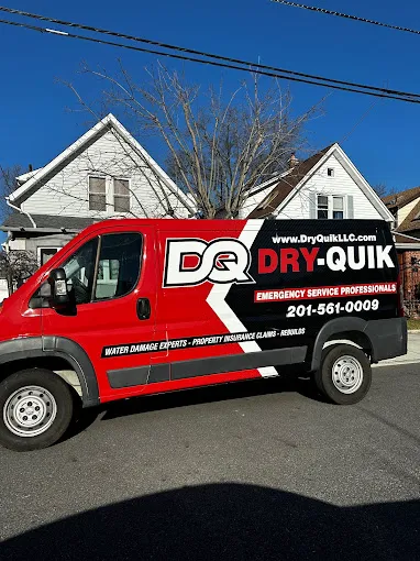 DryQuik Water Damage Restoration Picture 5