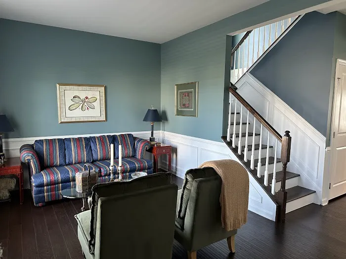 Snow's Painting Llc Picture 4