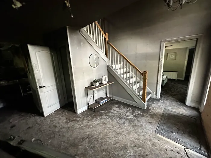 C&B Complete Cleaning & Construction Picture 2