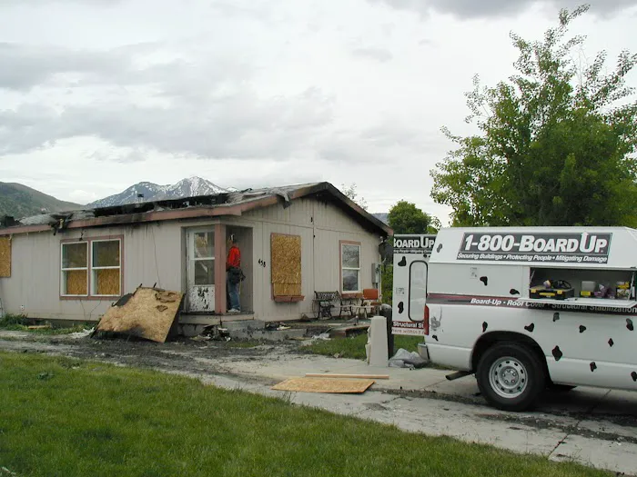 1-800-BoardUp of Delaware Beaches Picture 7