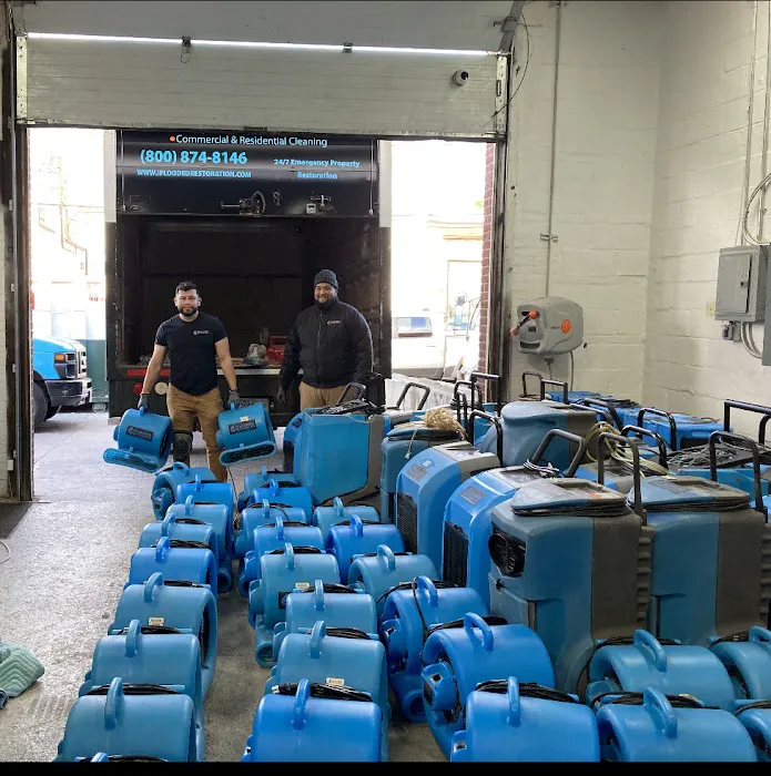 iFlooded Restoration Picture 6