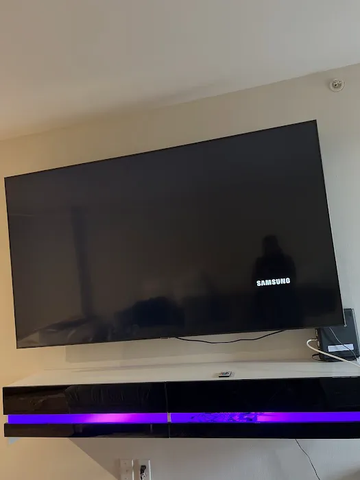 Modern pro painting llc Picture 2