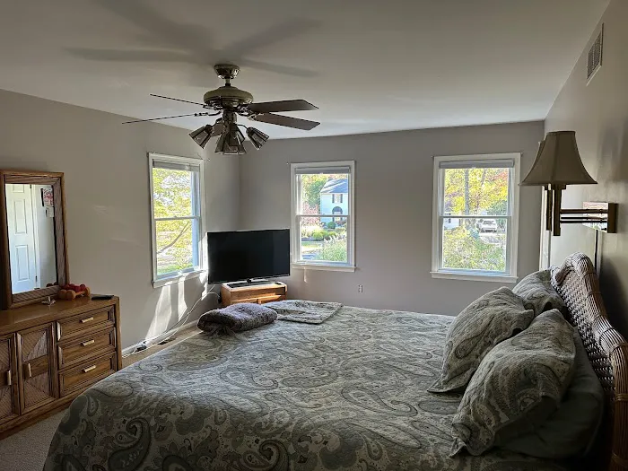 Revive Painting & PowerWashing Picture 3