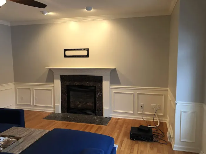 Mala Construction Inc / painting Picture 2