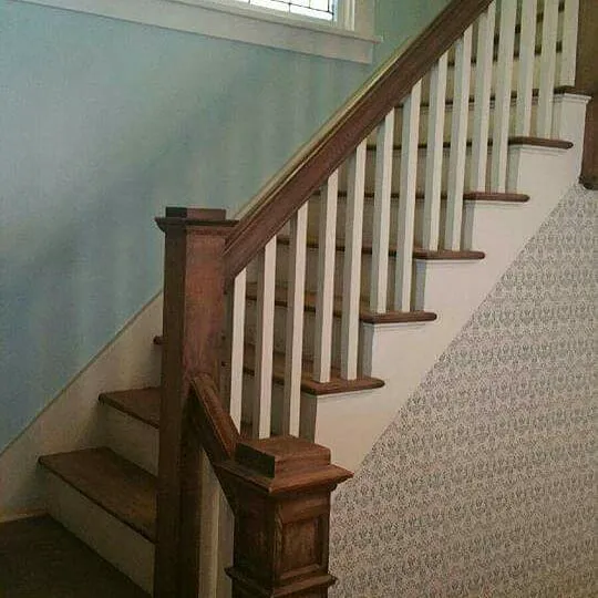 Mala Construction Inc / painting Picture 3