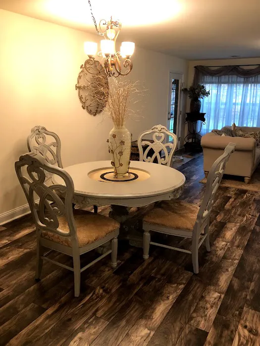 Mala Construction Inc / painting Picture 7